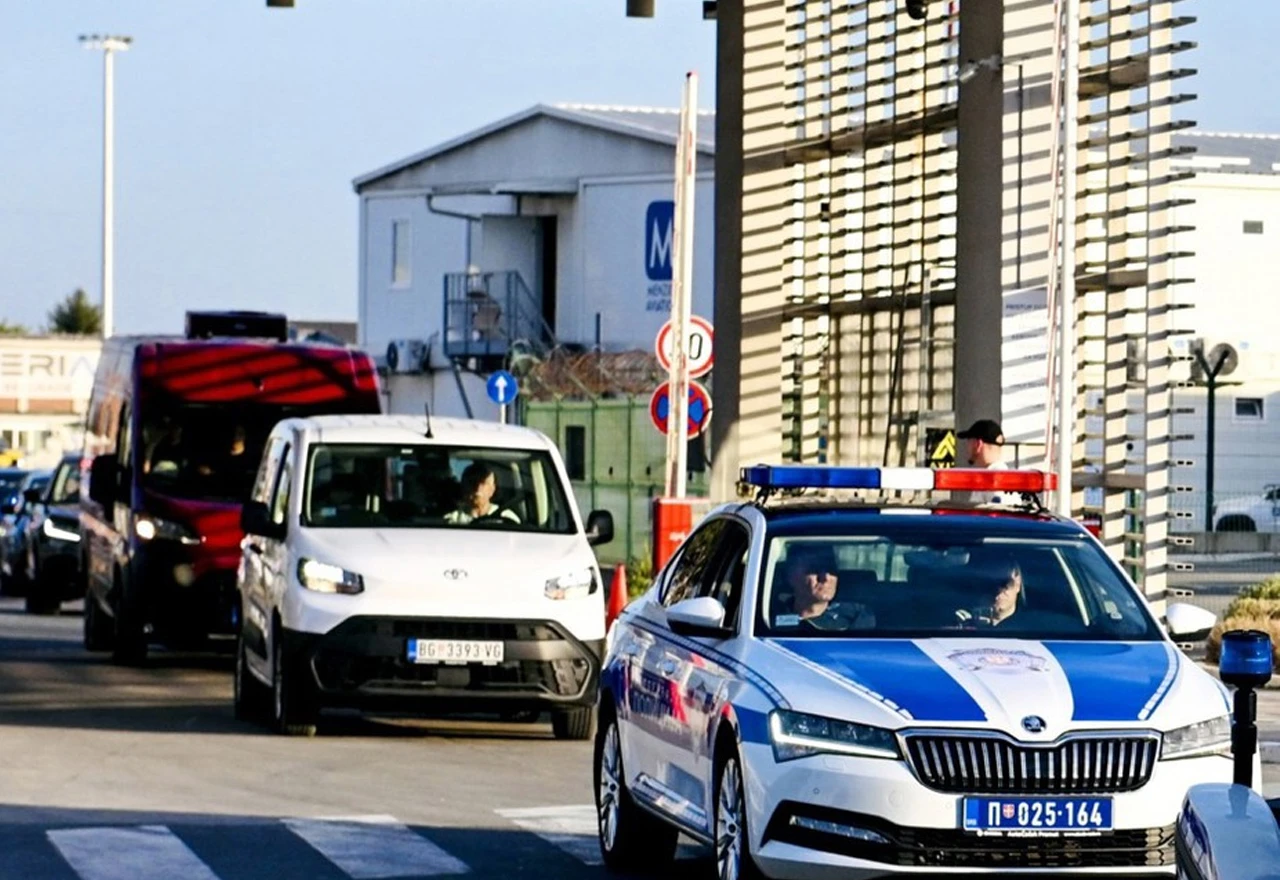 Tijelo Ratka Mladića dopremljeno u Srbiju, sahrana u ponedjeljak