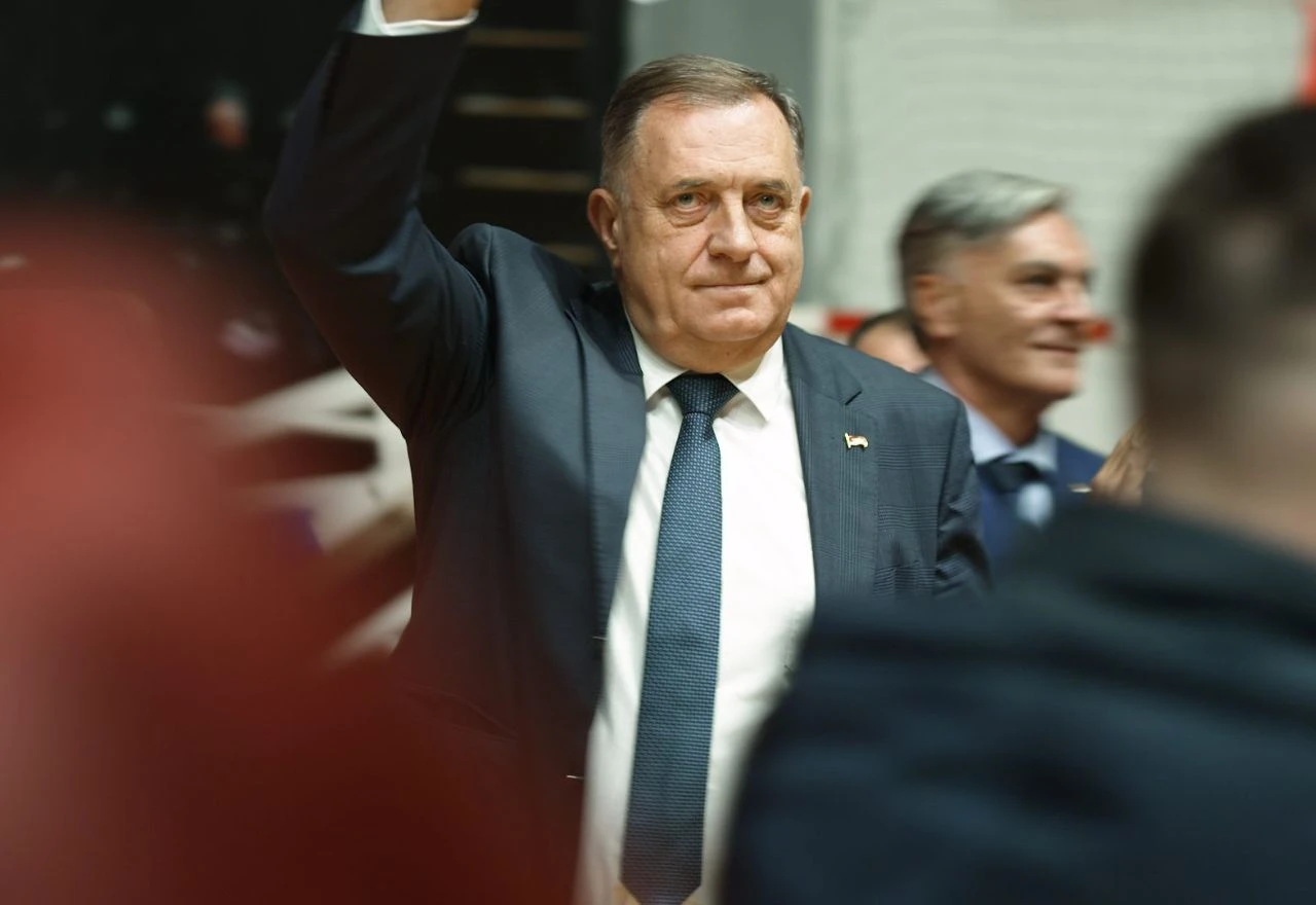 Dodik iz Šamca krenuo u kampanju: "Smeta nam granica na Drini i radimo da ona nestane"