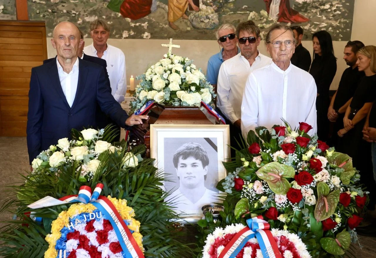 Posljednji ispraćaj Ivana Gudelja: Okupile se brojne legende hrvatskog nogometa