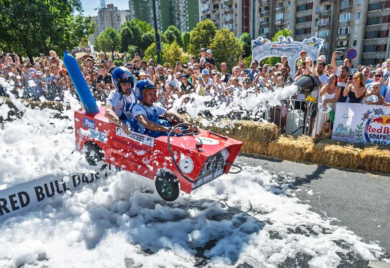 "BH farmeri" iz Konjica pobjednici Red Bull Soapboxa u Sarajevu