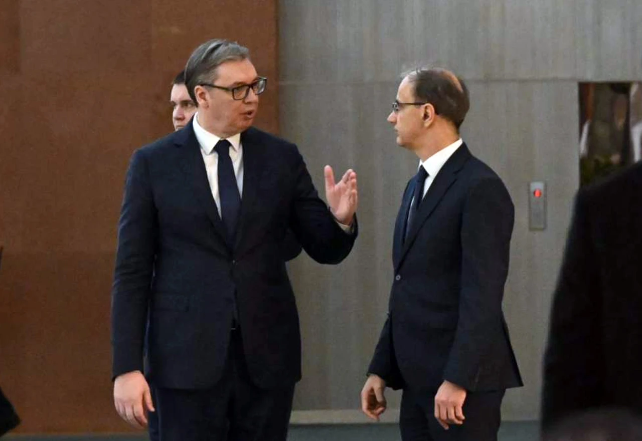 Vlada predložila Vučiću raspustiti parlament, Srbija korak od novih izbora