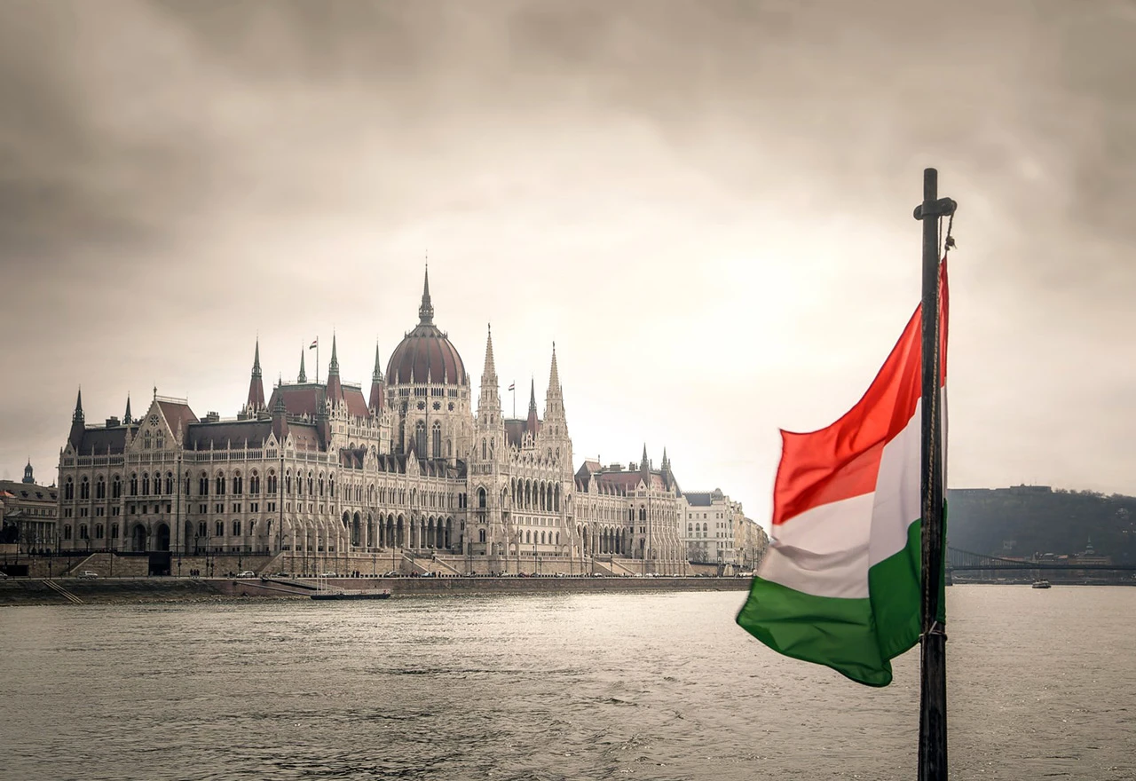 Mađarska protjeruje ruske diplomate, Rusija najavljuje bolan odgovor