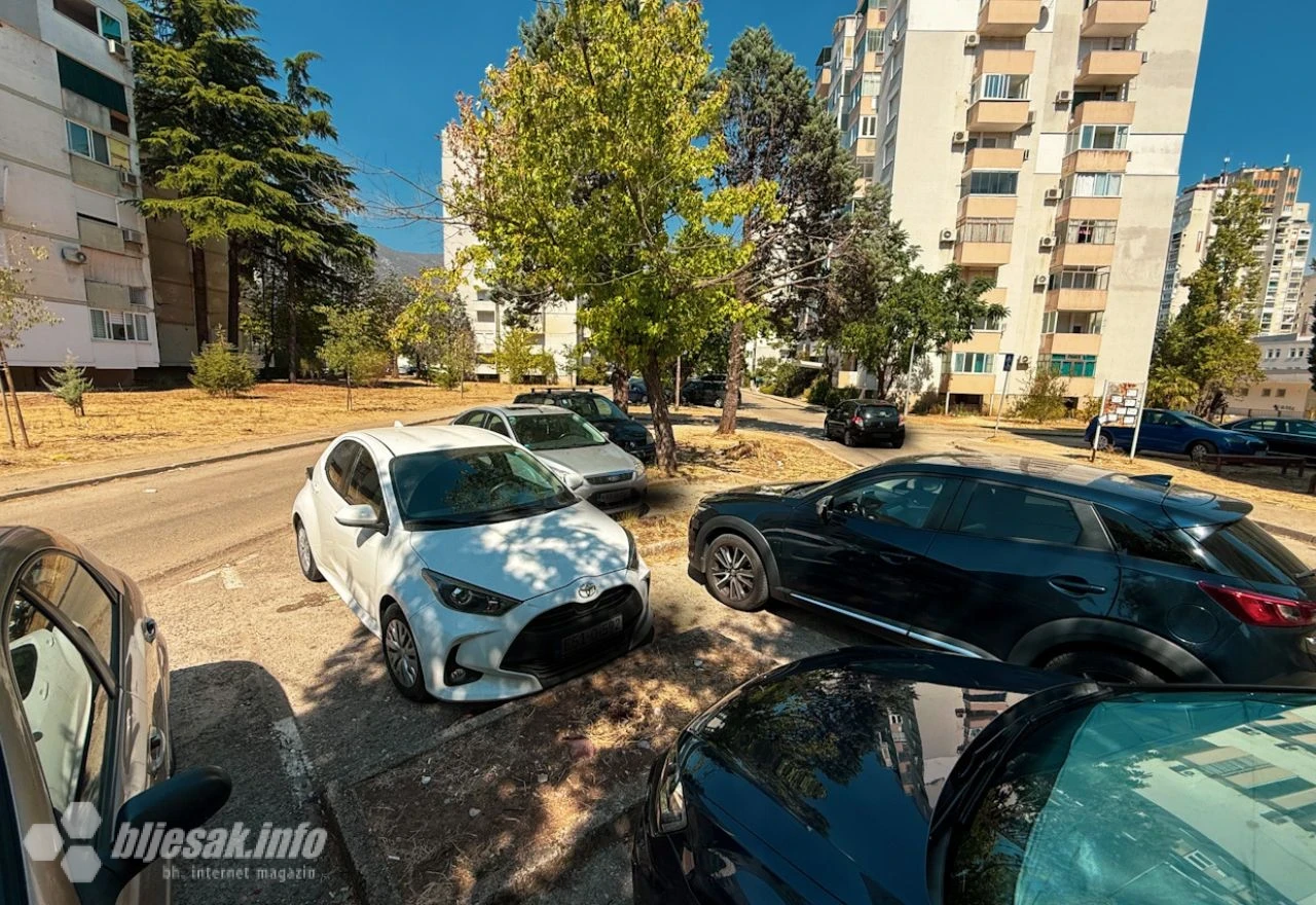 Parking u Ulici hrvatske mladeži