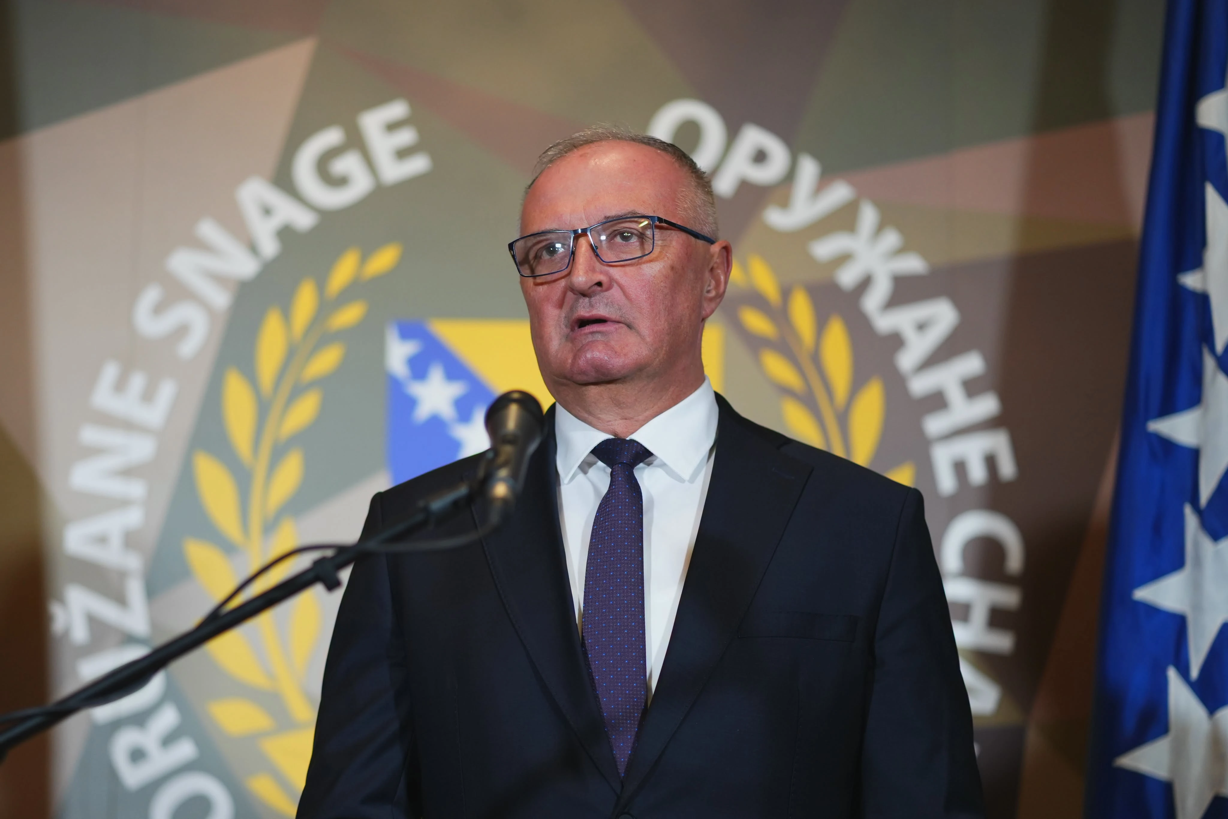 Helez prijavio 37 vojnika, Cvijanović mu uzvratila: "Neka odgovori kako su teroristi iz New Yorka imali bh. putovnice"