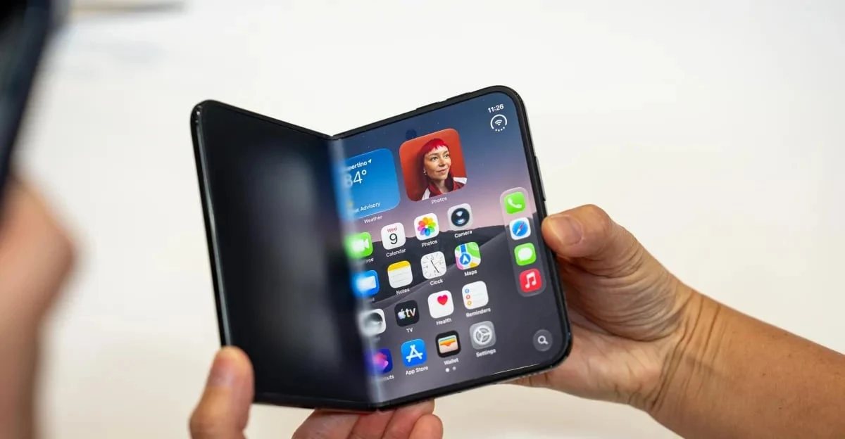 VIDEO | Za hrabre preklopni Duo, za tradicionaliste novi Pro: Apple otvorio novo poglavlje