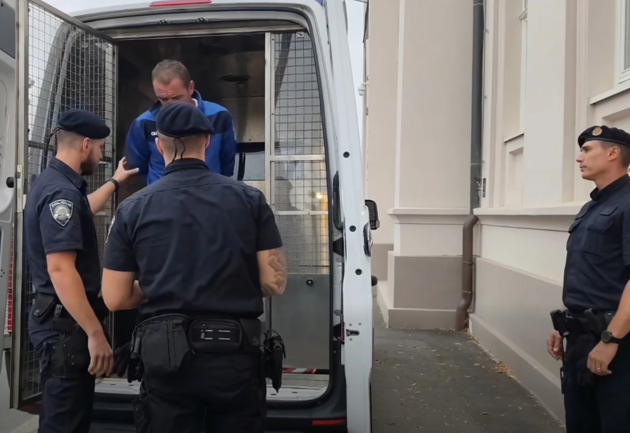 VIDEO | Priveden muškarac osumnjičen za ubojstvo majke šestero djece