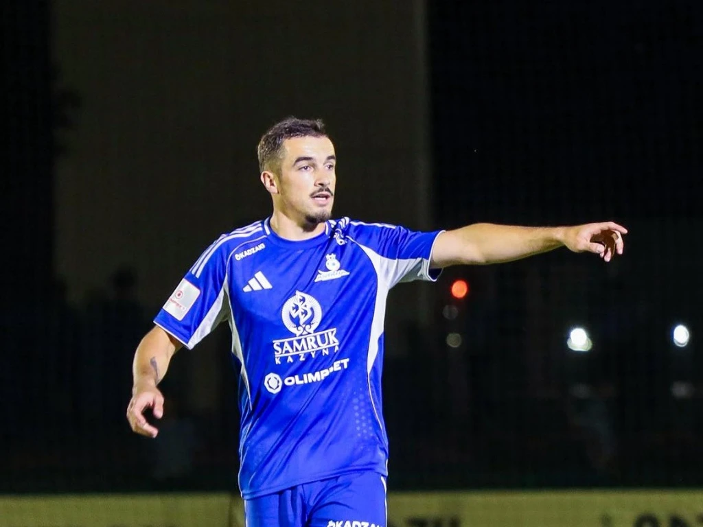 Kaos u Astani, igrači prijete bojktom, među njima Ivan Bašić