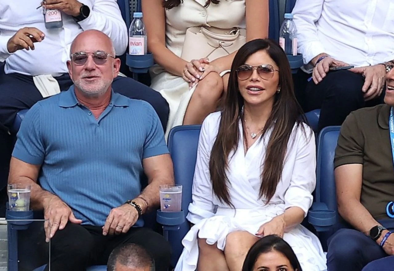 Modno usklađeni Jeff Bezos i Lauren Sanchez uživali u završnici US Opena