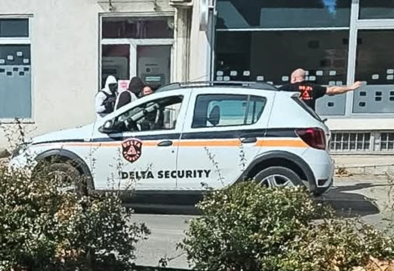 FOTO | Pogledajte trenutak oružane pljačke u Mostaru