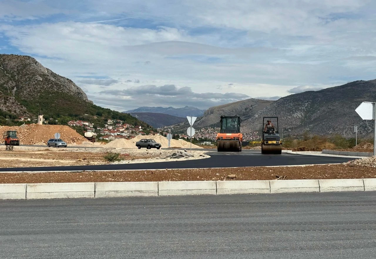 Asfaltiran novi kružni tok na Južnoj obilaznici Mostara