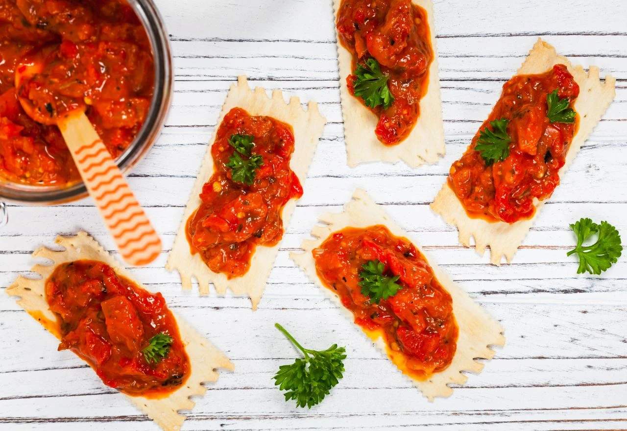 Koliko ulja ide u ajvar? Ovo je omjer za 5 kilograma paprika