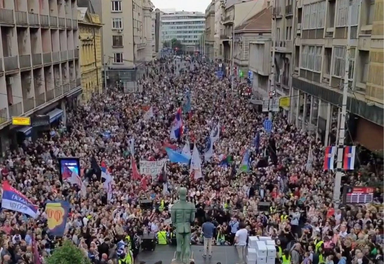 Studenti predali listu, Vučić pobijesnio