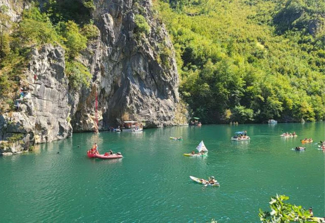 Dronovi će tražiti ilegalna odlagališta uz Jablaničko jezero