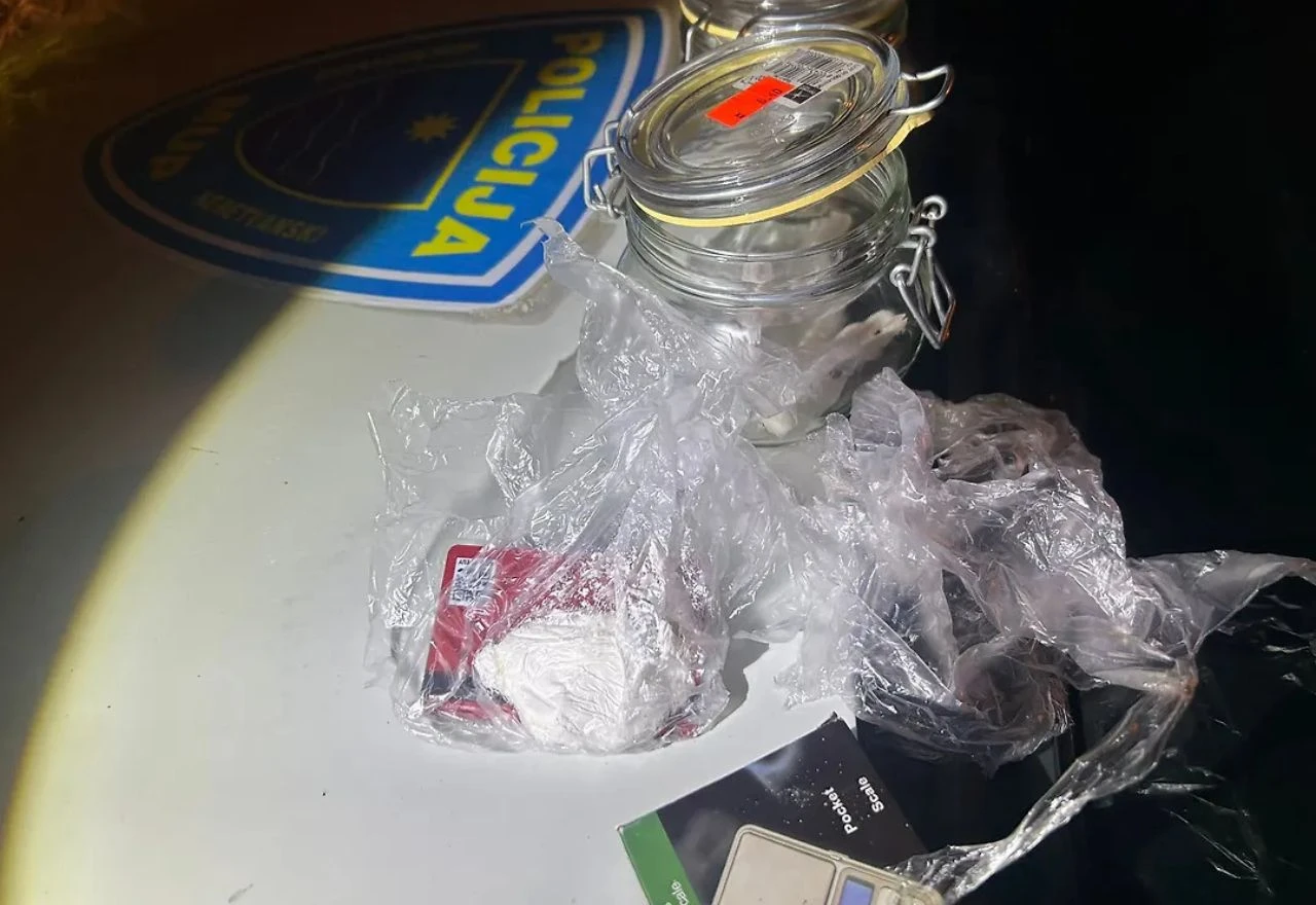 U Mostaru pronađen speed, uhićen 19-godišnjak