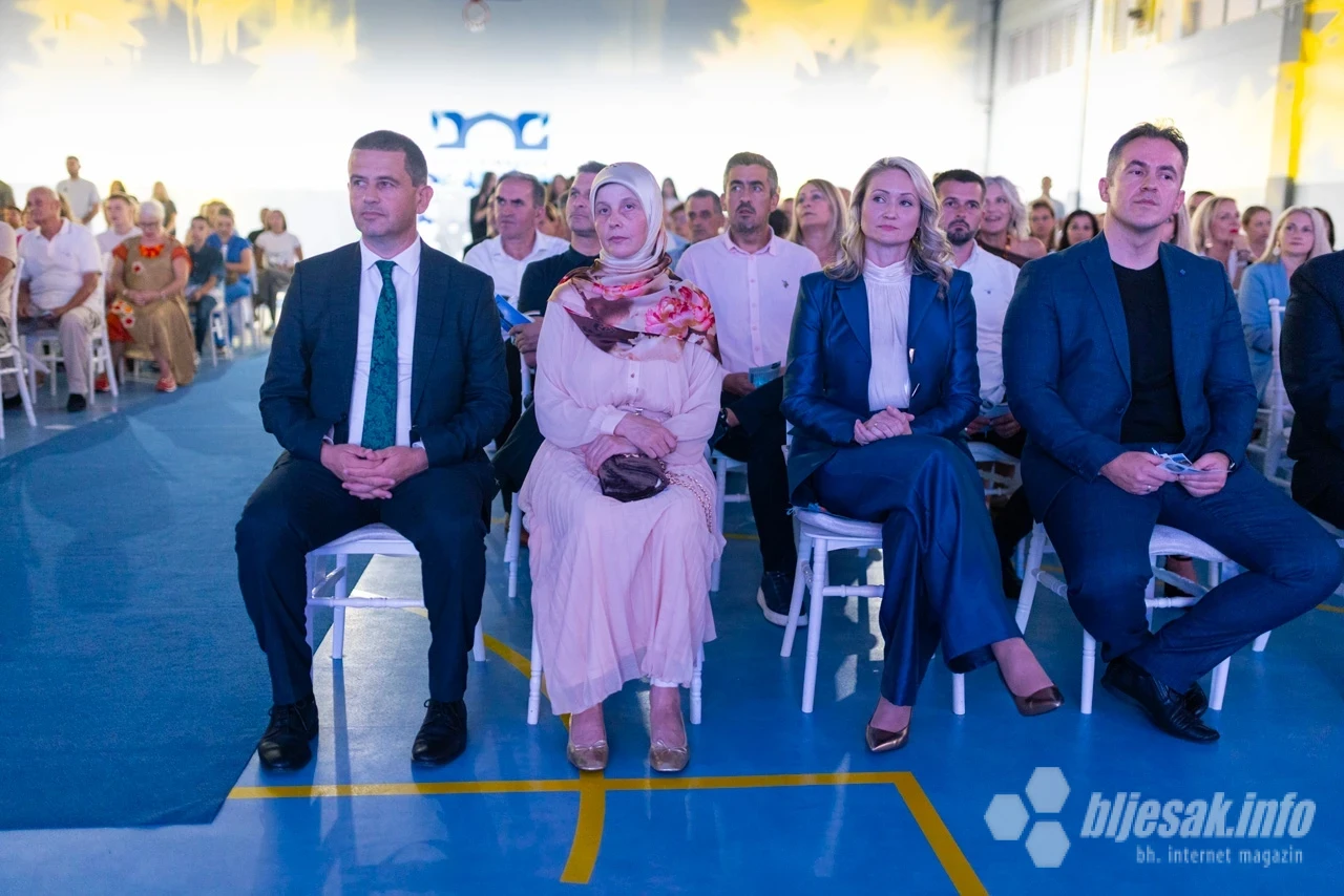 Nova sportska dvorana Javne ustanove Druga gimnazija Mostar svečano je otvorena u srijedu.