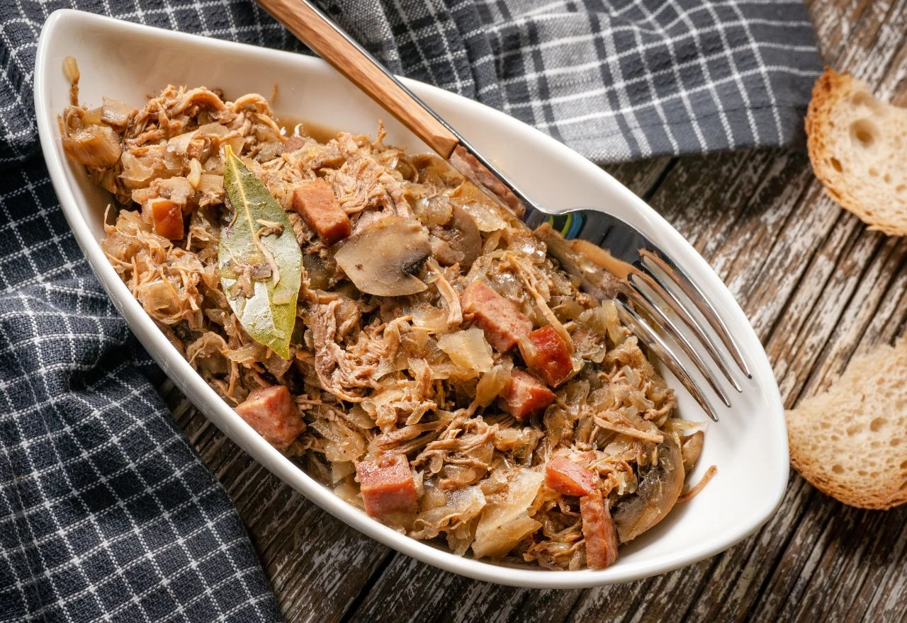 Recept za slatki kupus s mesom koji uspijeva uz malo strpljenja