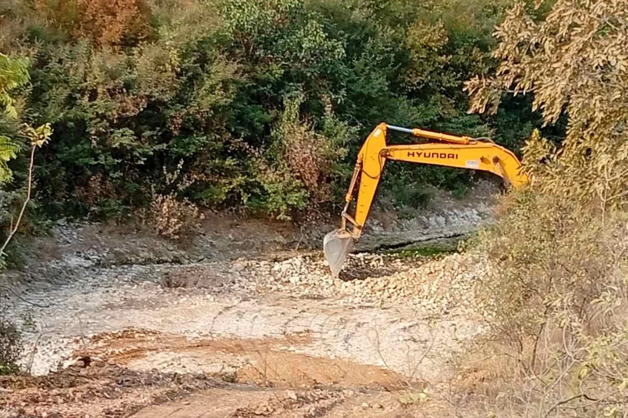 "Zamagljivanje" kod Stoca: Sanirali deponiju, pa je odmah zatrpali novim otpadom