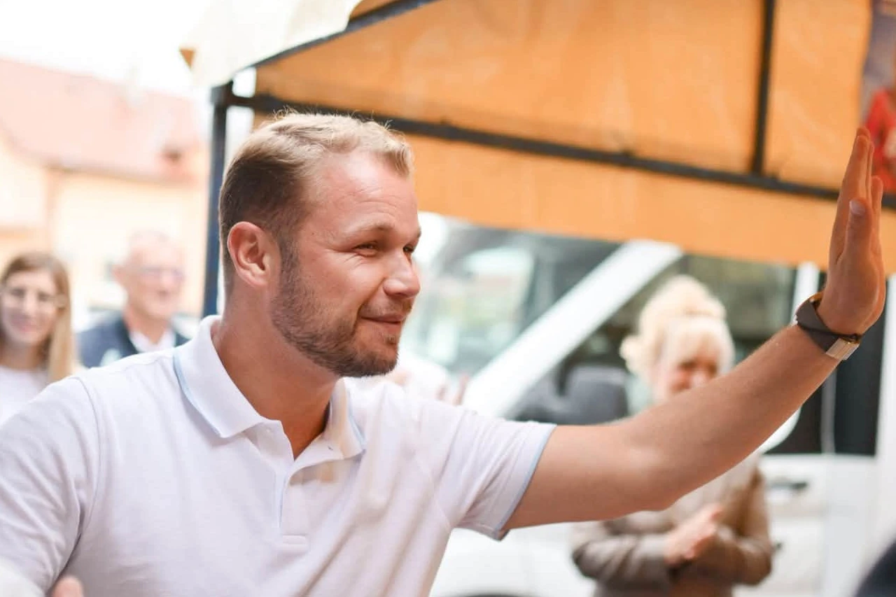 Drašku Stanivukoviću tinejdžeri ukrali podvodni skuter s opremom