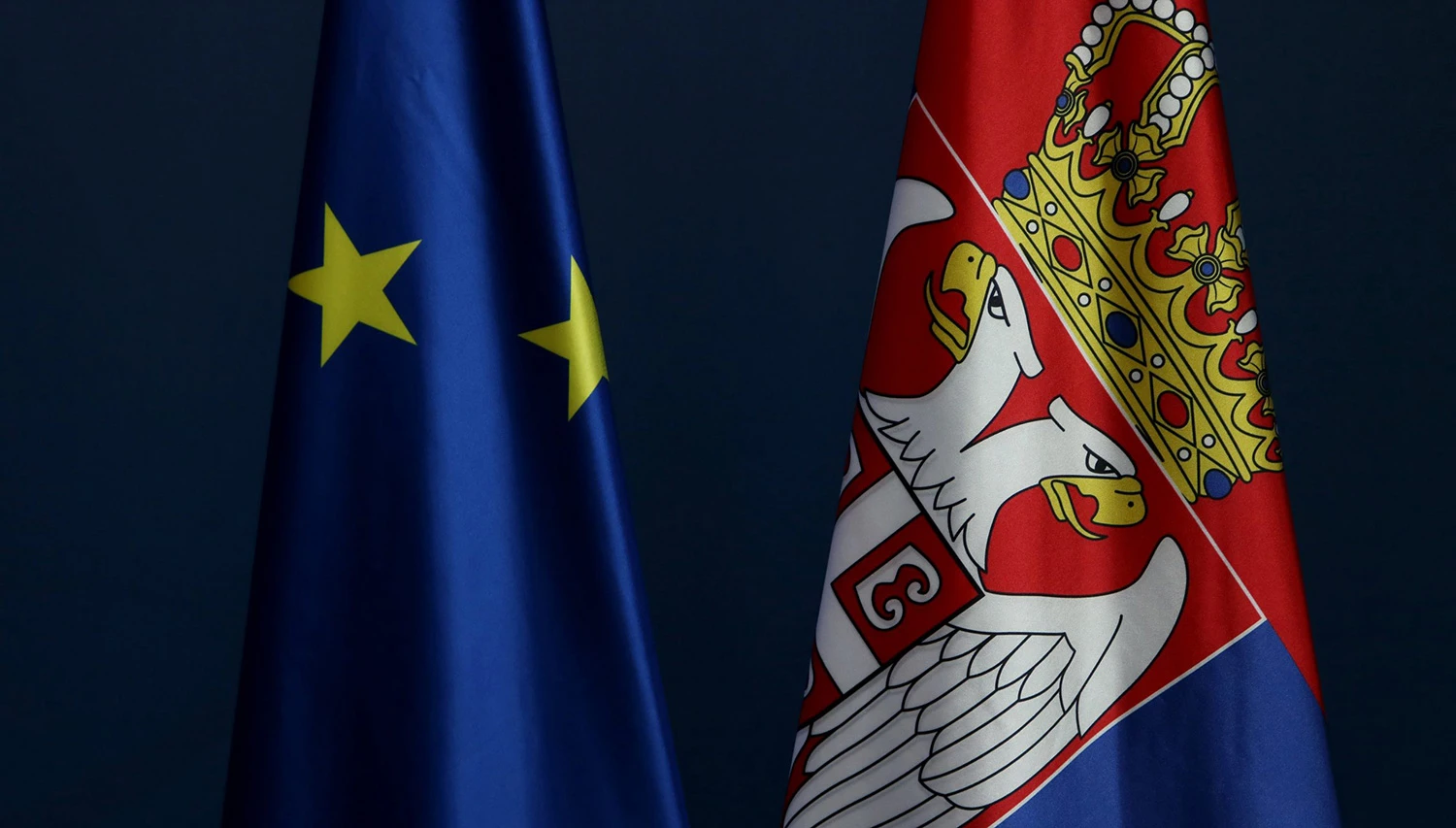 Novinar mora napustiti Srbiju: Proglašen "neprihvatljivim sigurnosnim rizikom"