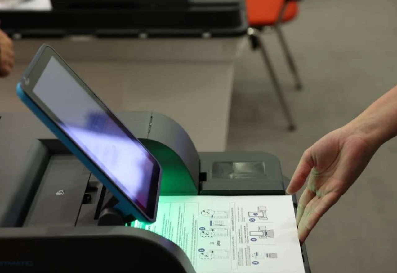 Arnautović: Država mora automatski registrirati državljane BiH koji glasuju izvan zemlje