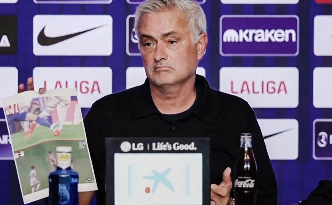 Mourinho nakon poraza "čestitao" sudačkoj komisiji