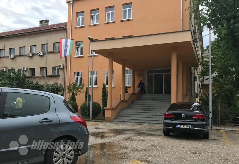 Prijetnje štrajkom: Sindikati u HNŽ traže više plaće