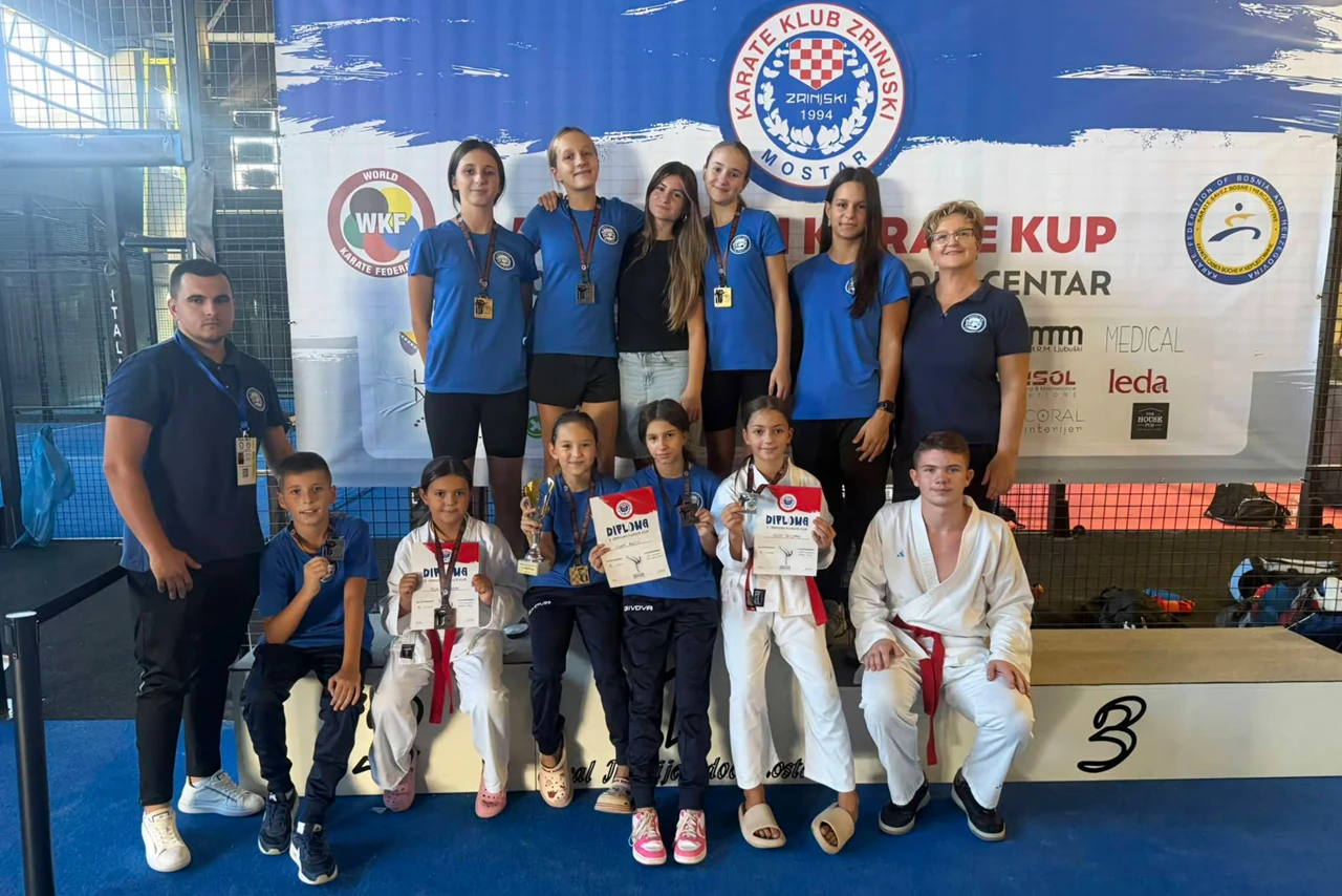 KK Blagaj osvojio 16 medalja na Zrinjski karate kupu
