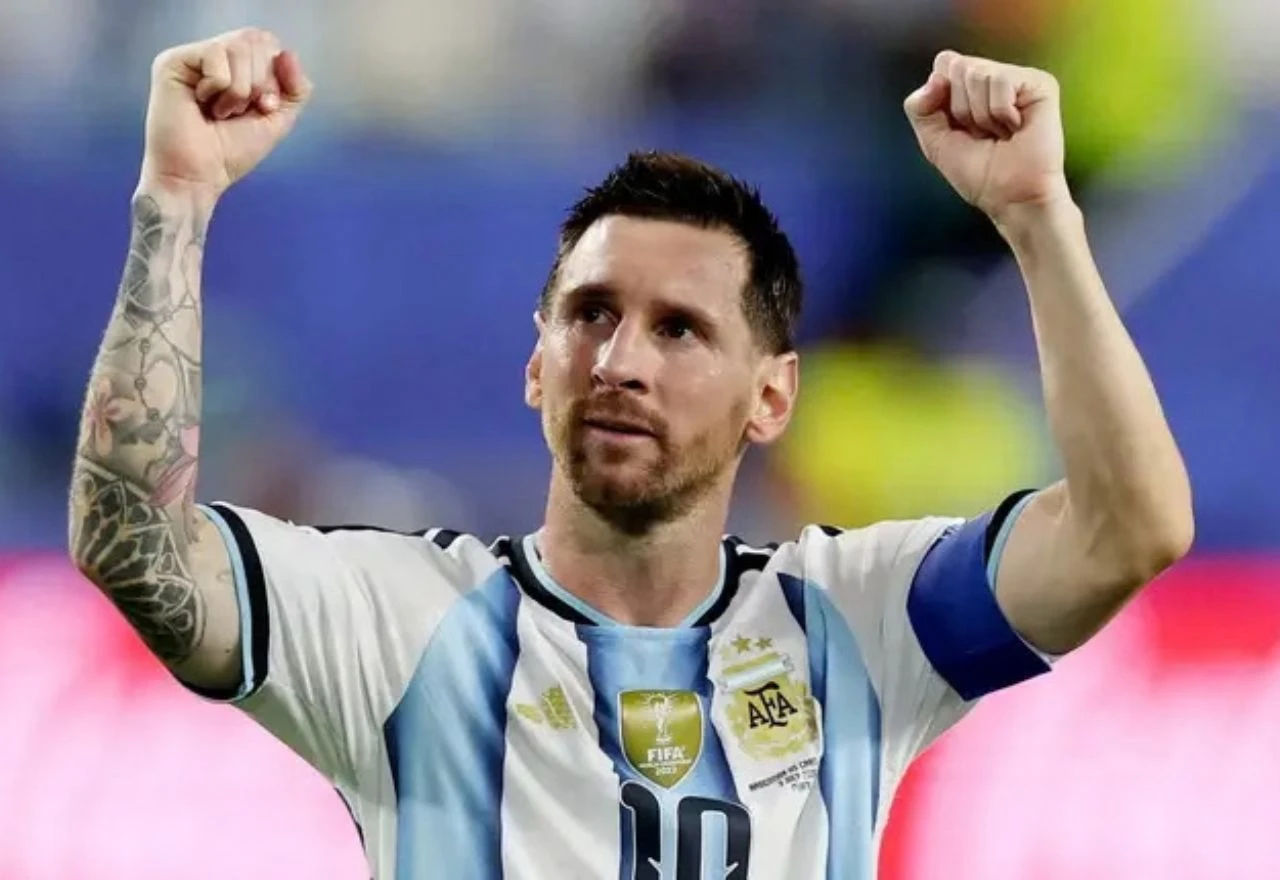 Zlatna desetka za posljednji ples: Messi predstavio poseban dres