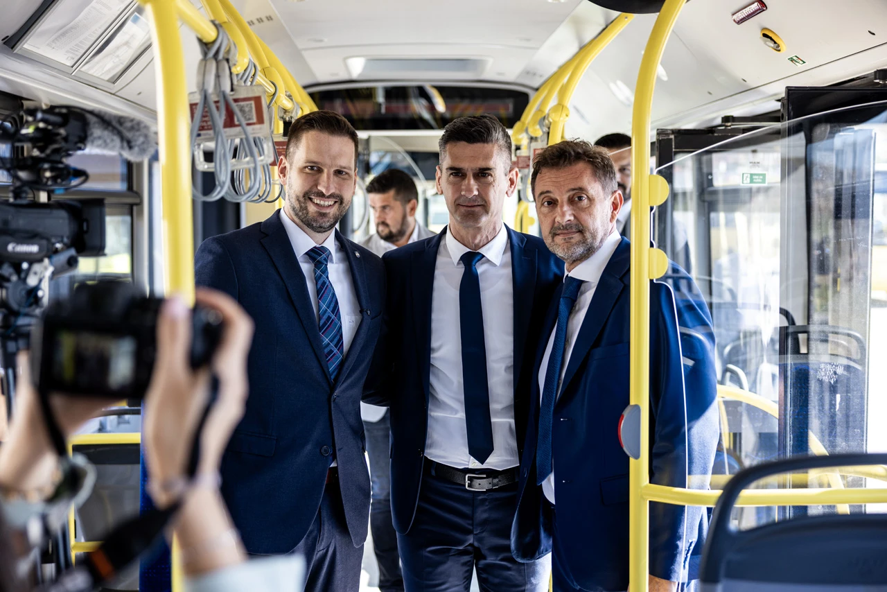 Osijek Mostaru darovao dva autobusa, iz Mostar Busa upozorili na cijene goriva