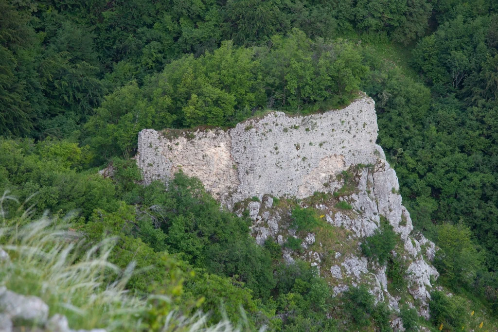 Stržanj u Šujici dobit će edukativno planinarsku stazu i feratu