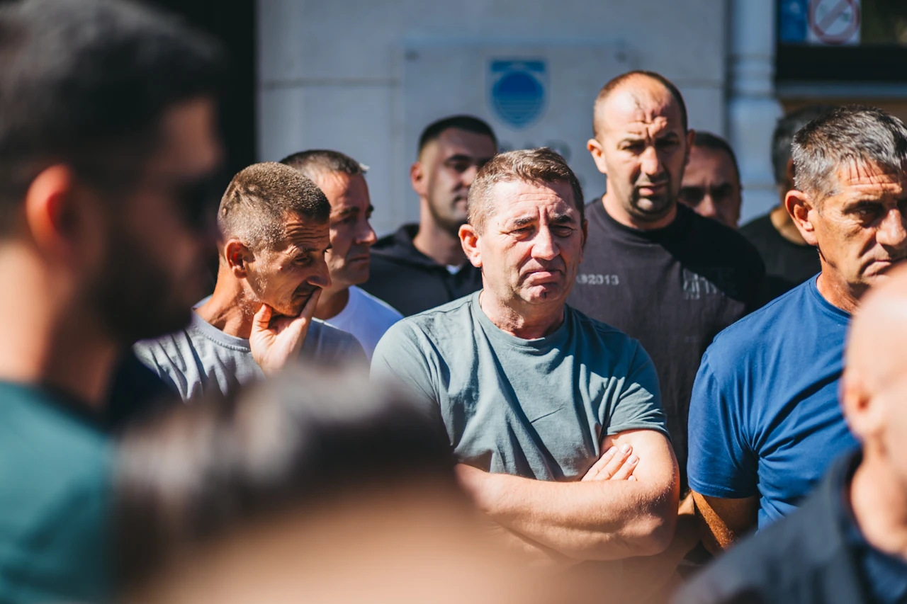 FOTO | Preokret u mostarskom Komunalnom: Sud naložio povratak šest otpuštenih radnika