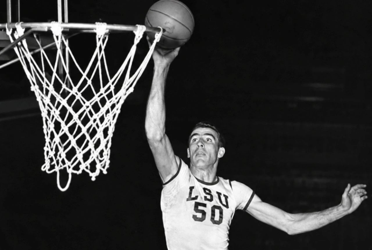 Od odbačenog dječaka do NBA legende koja je igrala s gipsom, napuknutim kostima, šavovima