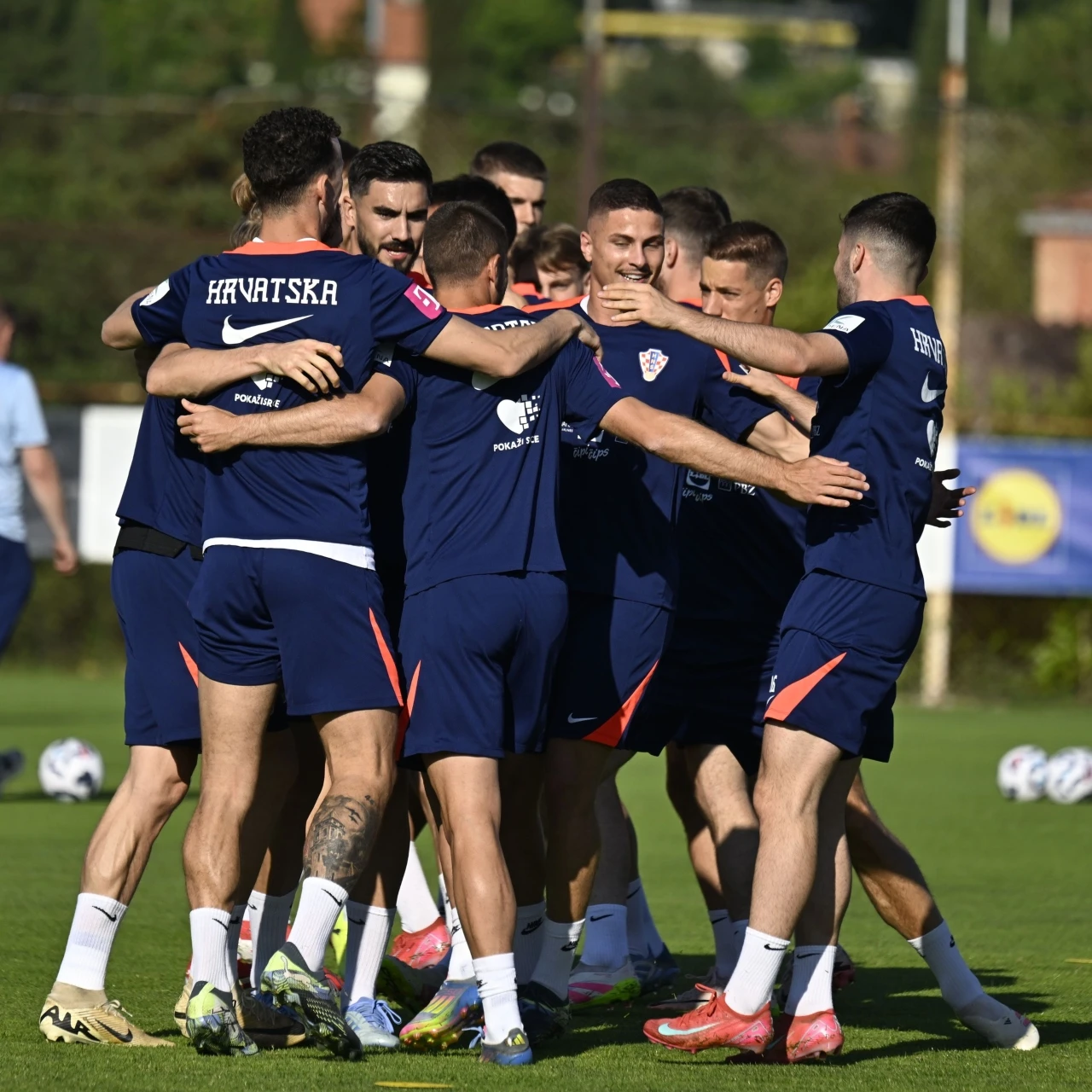 U gradu nepodnošljive lakoće postojanja, Hrvatska želi skinuti teret novog početka