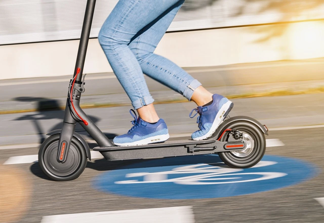 Tvrtke za iznajmljivanje električnih romobila plaćat će odštetu žrtvama nesreća