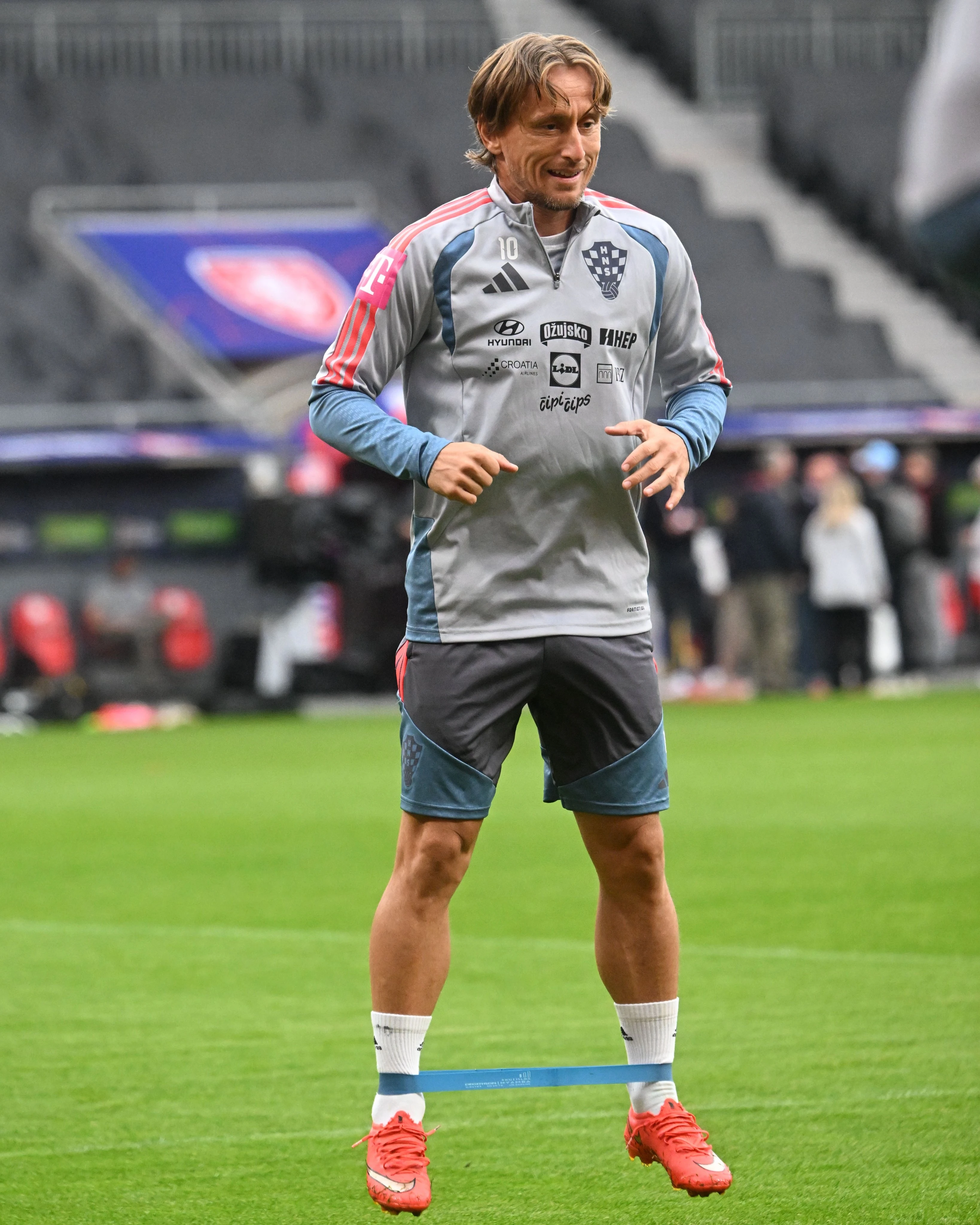 Modrić trenirao s Vatrenima, Baturina se loše osjeća