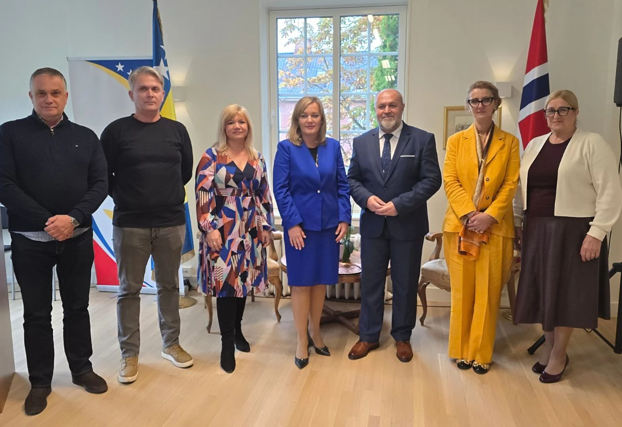 FOTO | Mostarski književnici u Oslu: Mičijević, Nezirović i Kuko predstavili svoja djela