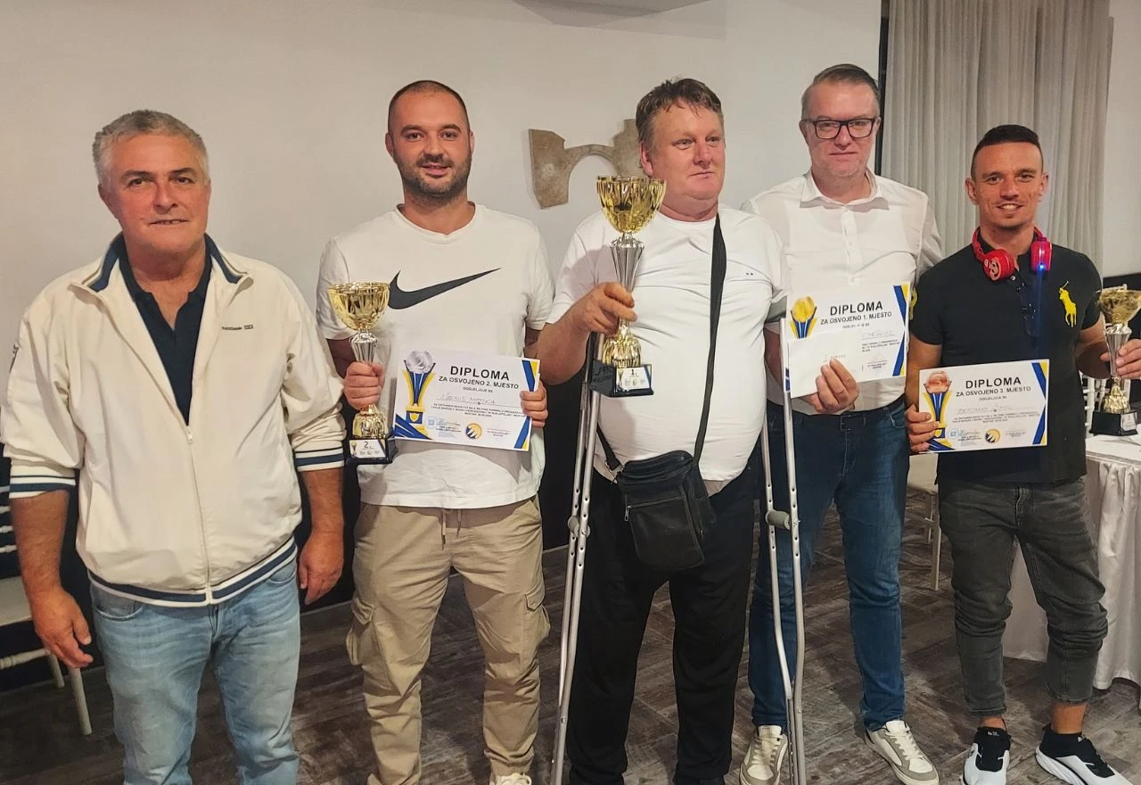 Mostar: Hadžiomerović bez poraza osvojio državni turnir u backgammonu