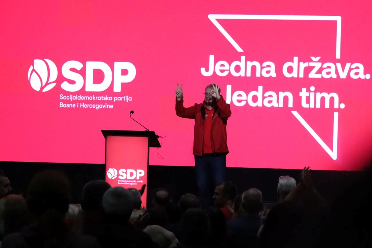 SDP BiH održao predizborni skup u Bihaću