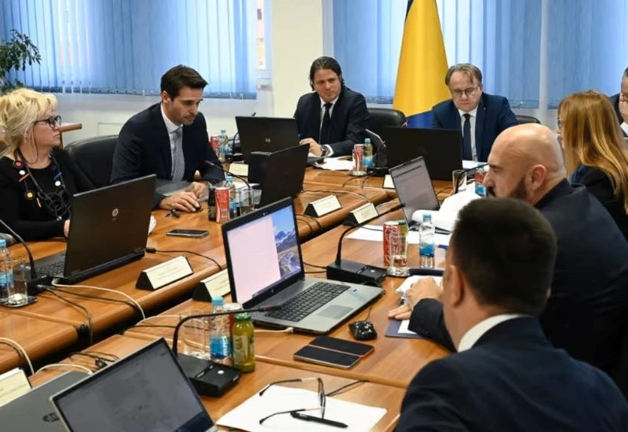 Vlada Federacije odredila naknade braniteljima i platila dio dugova koncerna Elektroprivreda BiH