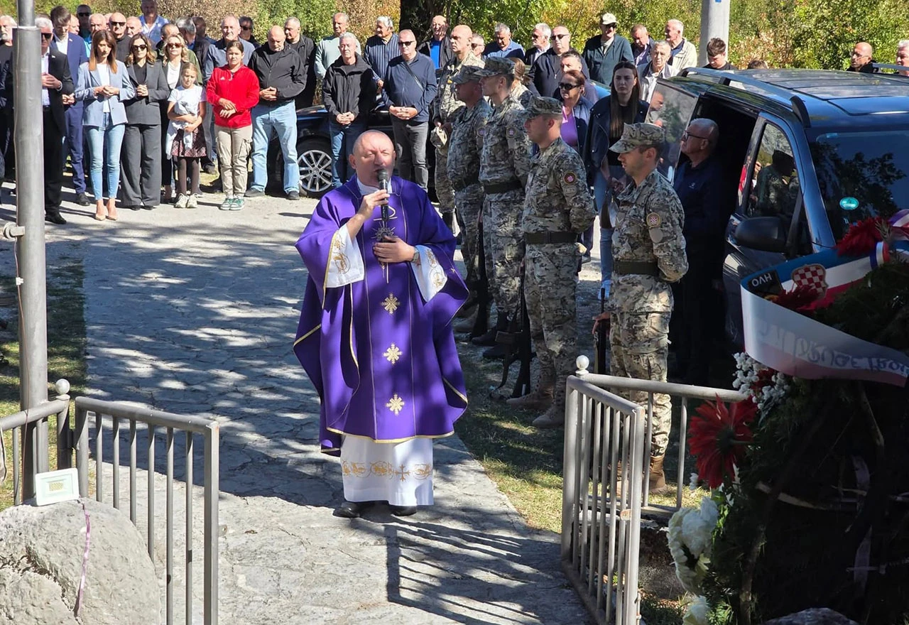 Na Vrdima obilježena 33. obljetnica pogibije hrvatskih branitelja