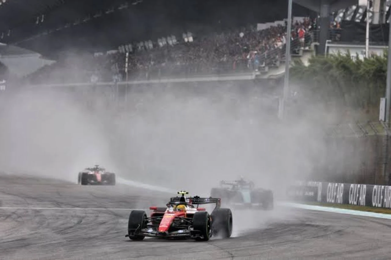 Verstappen do prve pobjede sezone nakon kaotične utrke u Maleziji