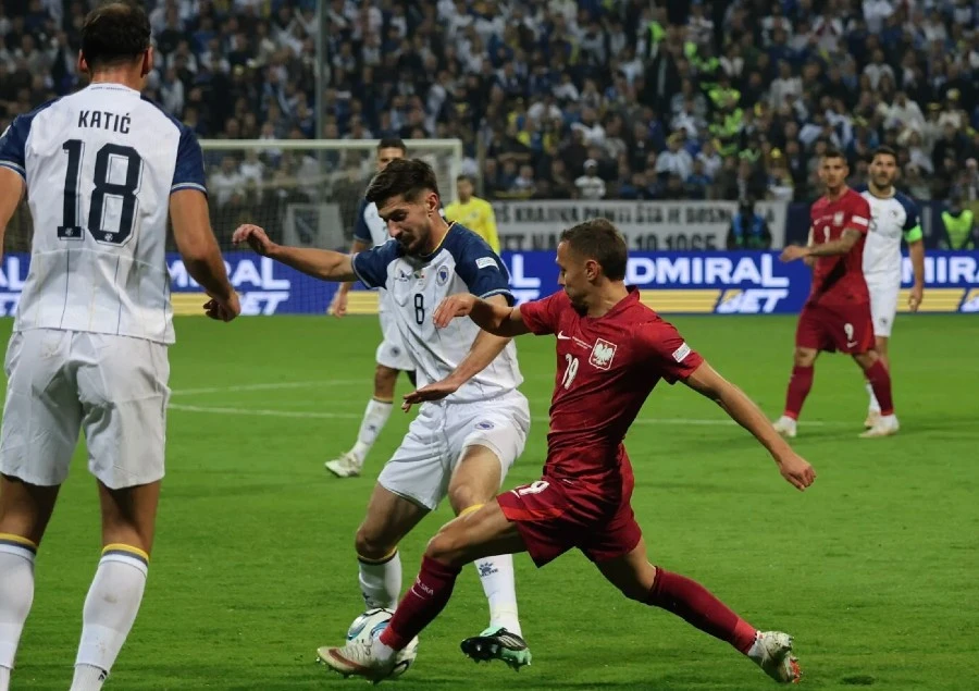 Poluvrijeme na Bilinom polju: Zlomislić i Katić spriječili pogodak Poljaka