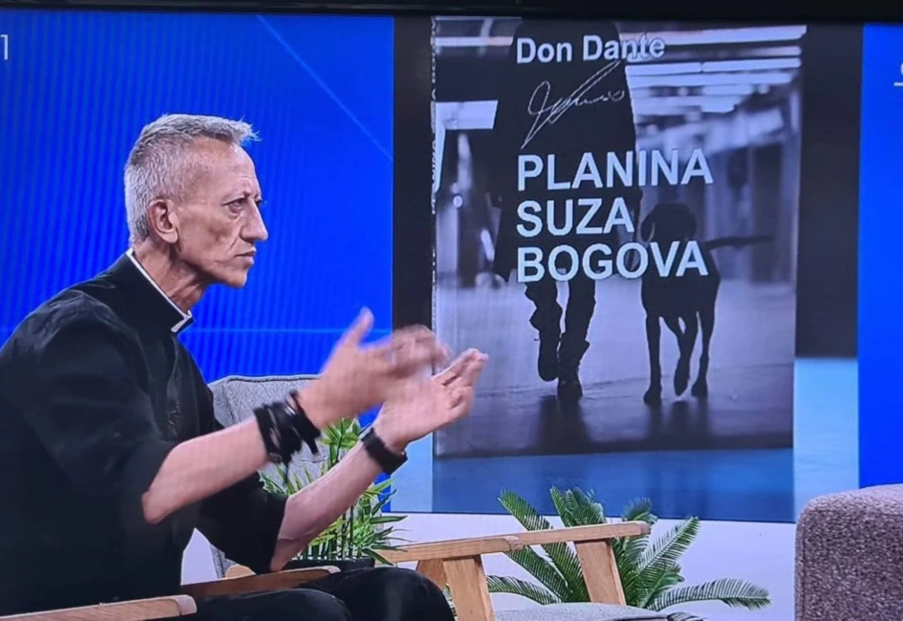 Svećenik tvrdi da ga prate i napadaju, do daljnjega neće predvoditi mise