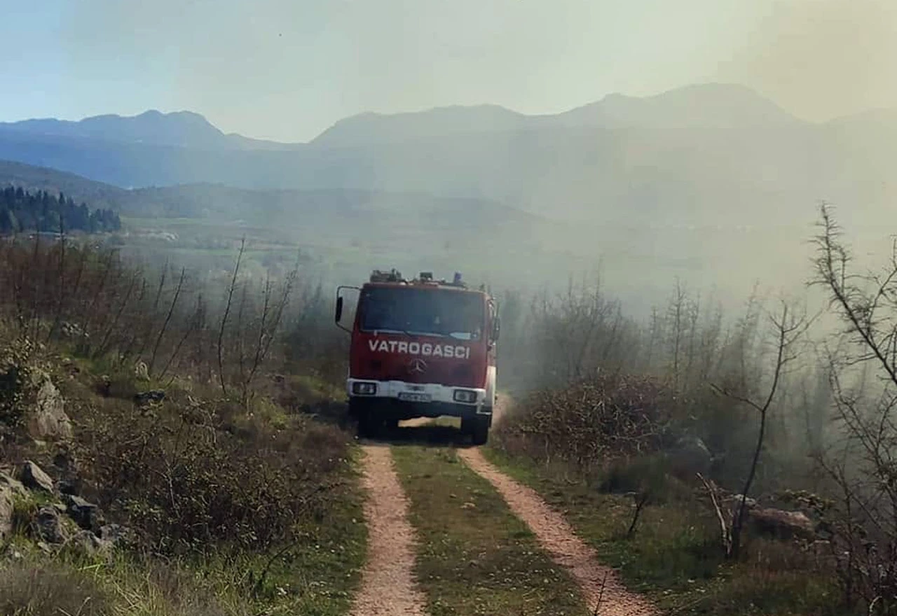 Kao da kiše i nema: Čapljinski vatrogasci neprekidno na terenu