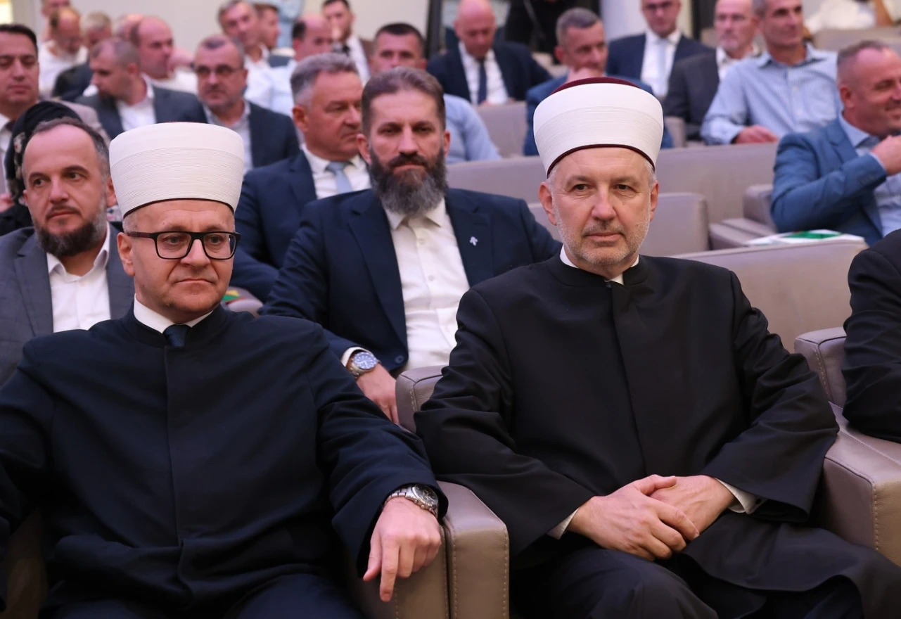 Muftija Dedović čestitao novoizabranom reisul-ulemi dr. Nedžad-ef. Grabusu