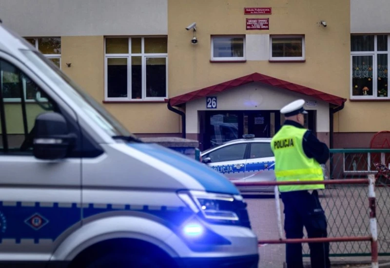 Poljska rasporedila više od 20.000 policajaca u škole