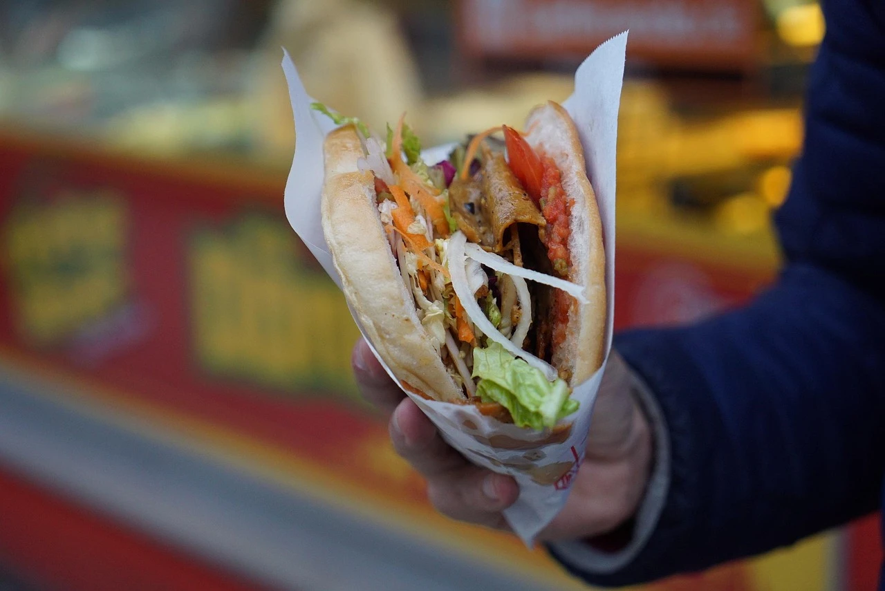 Muškarac preminuo nakon što je pojeo kebab: Sud donio presudu