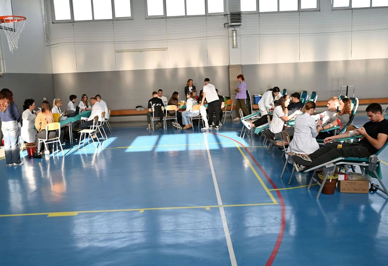 Mladi u Širokom Brijegu darivali krv i prikupili 36 doza