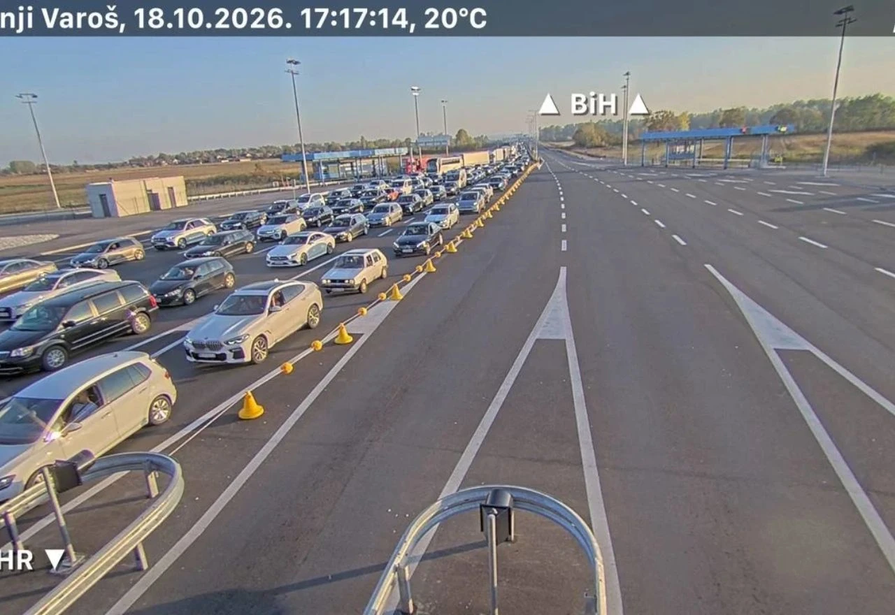 Duge kolone na izlazu iz BiH na devet graničnih prijelaza