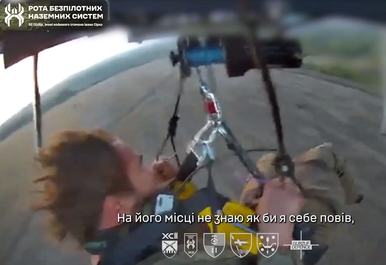 Povijesna evakuacija na bojištu: Ranjenog vojnika odnio hexacopter